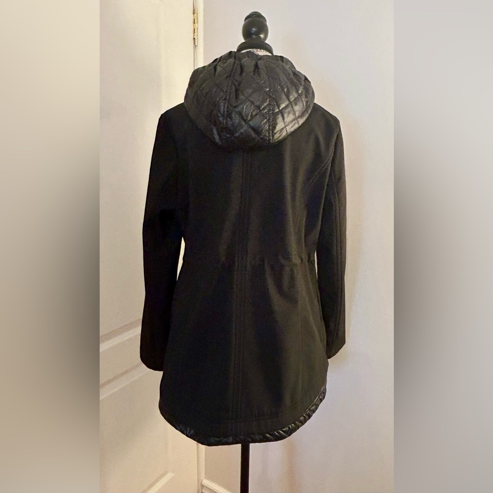 Guess Black Anorak Jacket with Hood and Weather-Resistant Fabric - Brand New - Picture 6 of 9